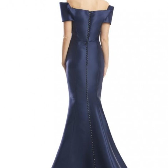 Mother of the bride/groom - Evening Gown - Picture 2 of 2